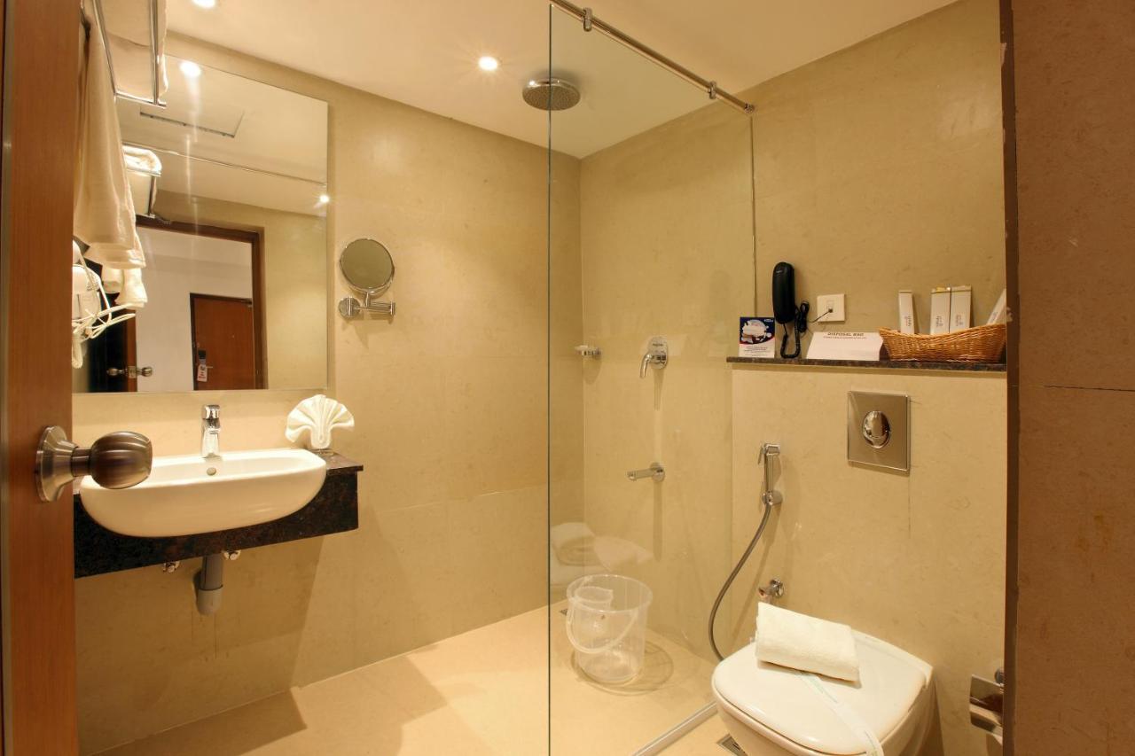 Hotel Apsara Shoranur Exterior foto