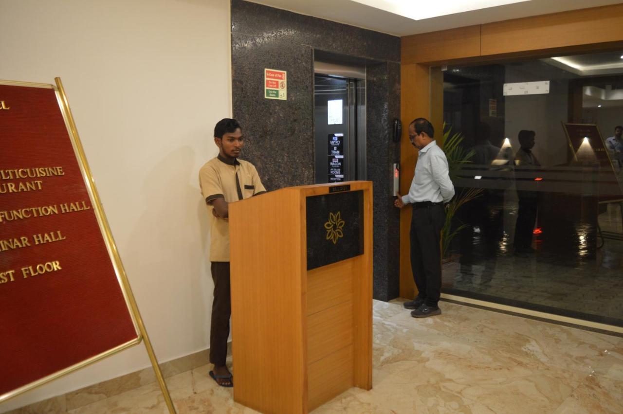 Hotel Apsara Shoranur Exterior foto