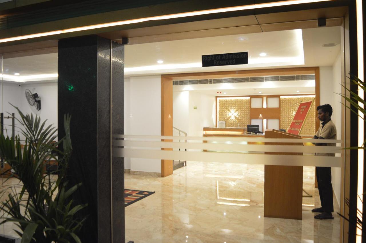 Hotel Apsara Shoranur Exterior foto